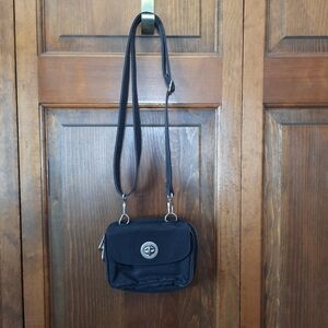Baggallini nylon black mini crossbody bag purse
